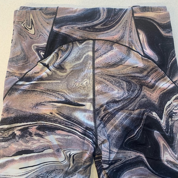 Victoria’s Secret workout leggings XL - Picture 2 of 4